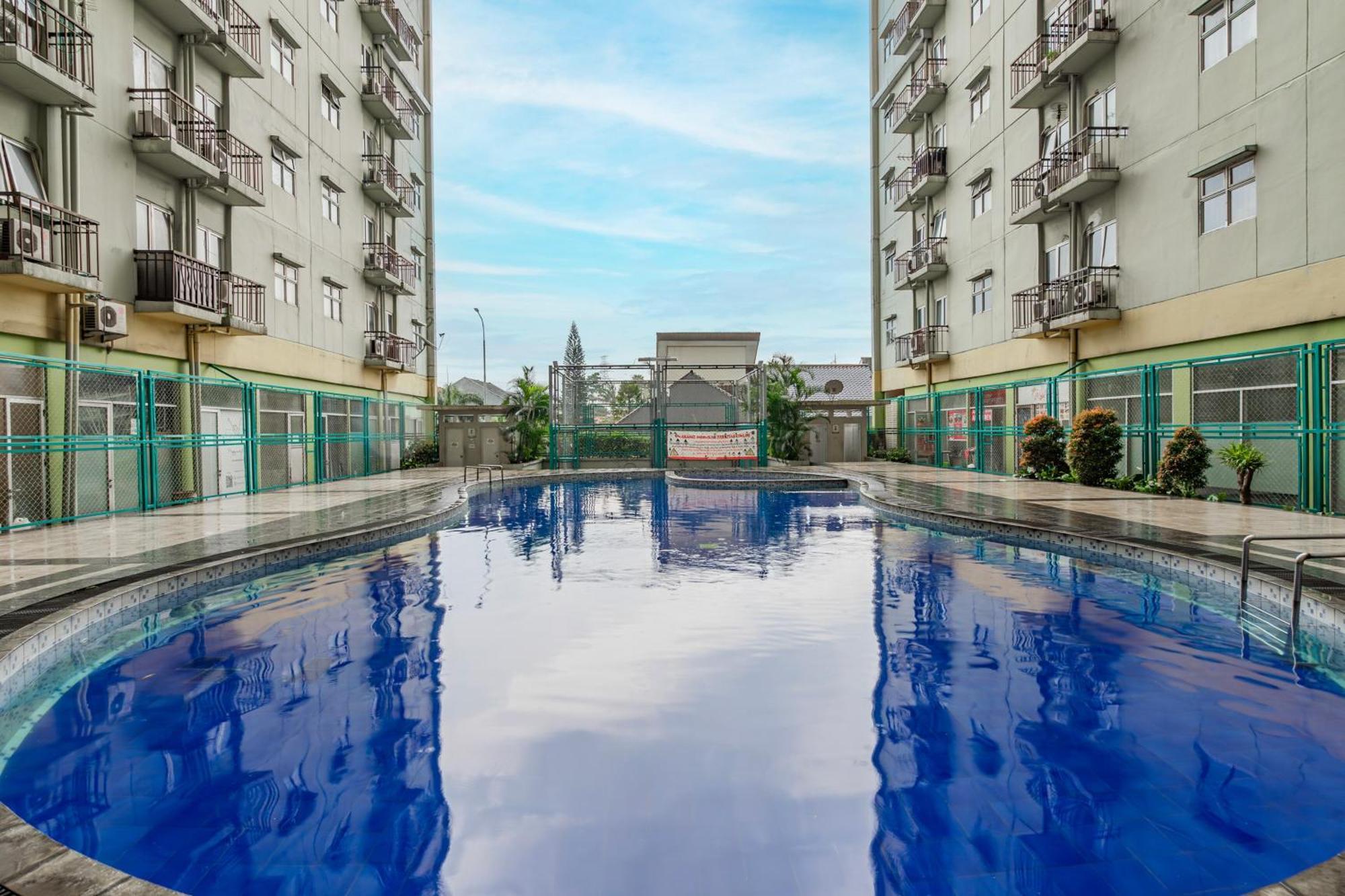 Oyo 94100 Gateway Pasteur Apartment By Ilyasa Bandung Exteriér fotografie